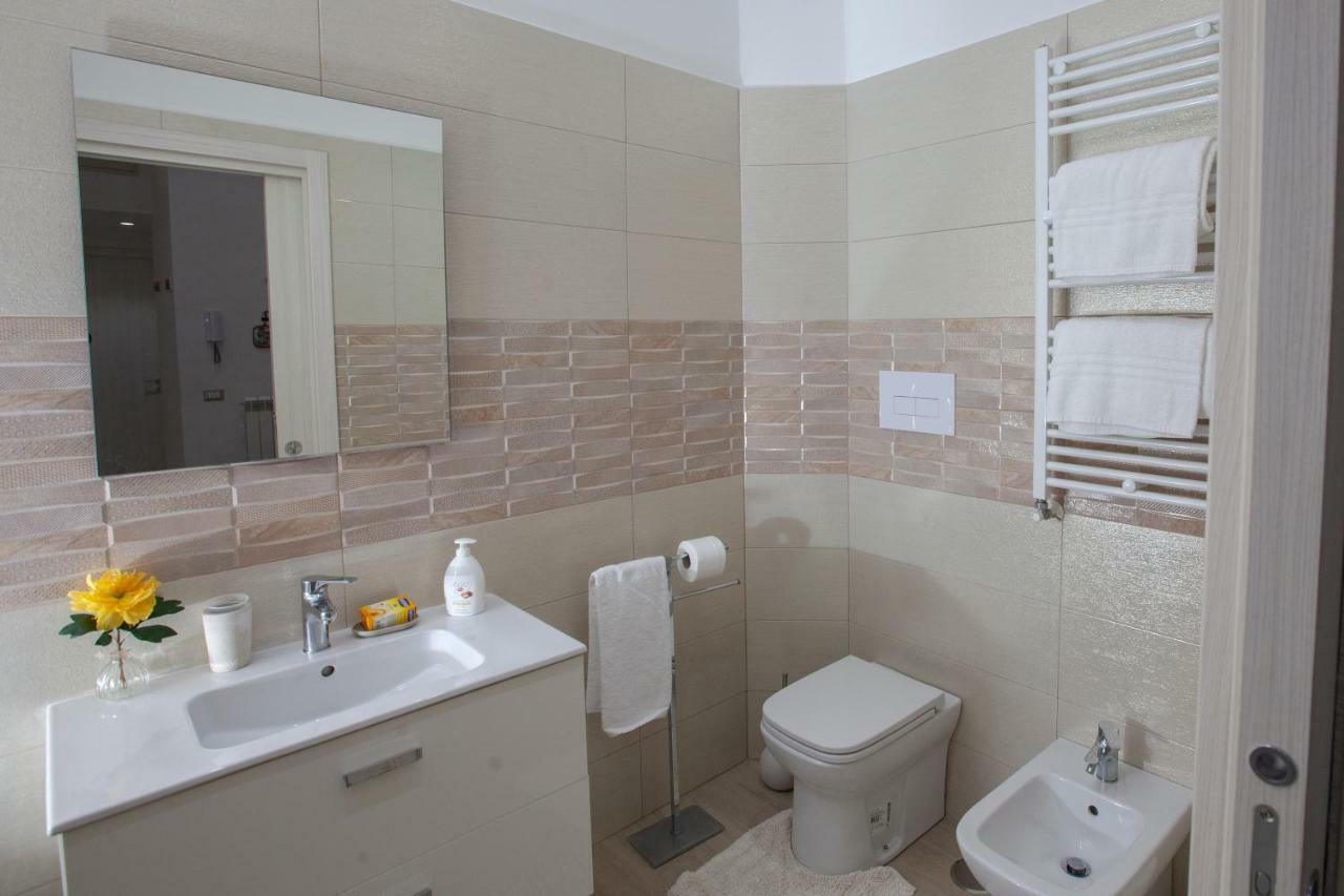 Garibaldi House Apartment Napoli Ngoại thất bức ảnh